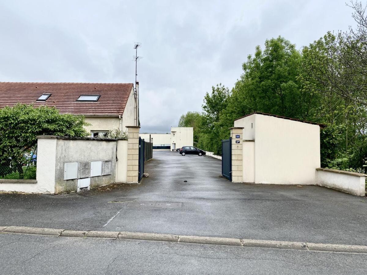 Le Soleo Apartamento Moussy-le-Neuf Exterior foto